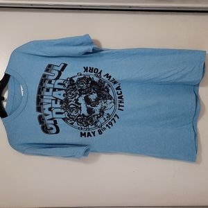 NWT! Grateful Dead Tshirt